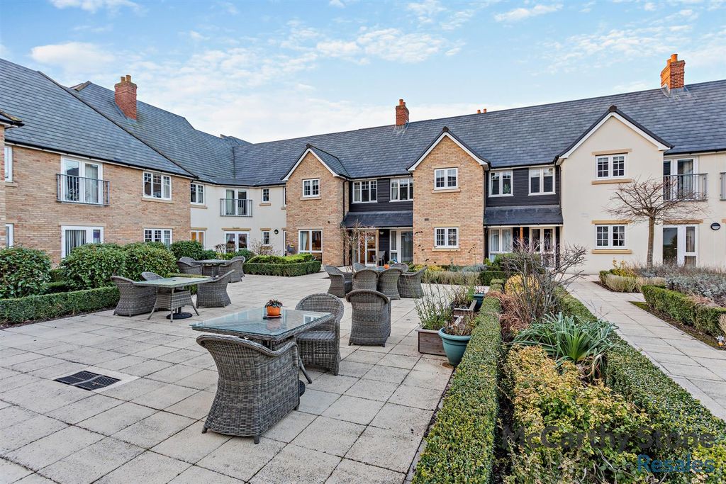 Additional image 5 of 1 bed flat for saleRoslyn Court, Lisle Lane, Ely CB7