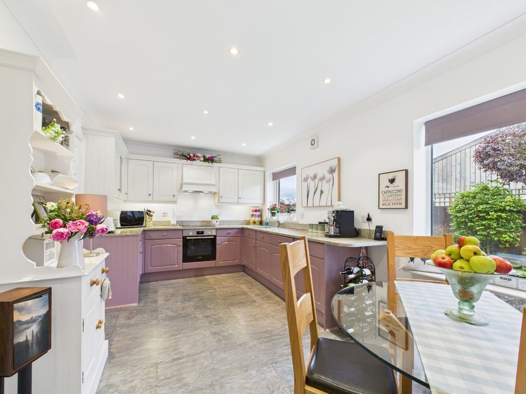 Property photo 2 of 32 4365284