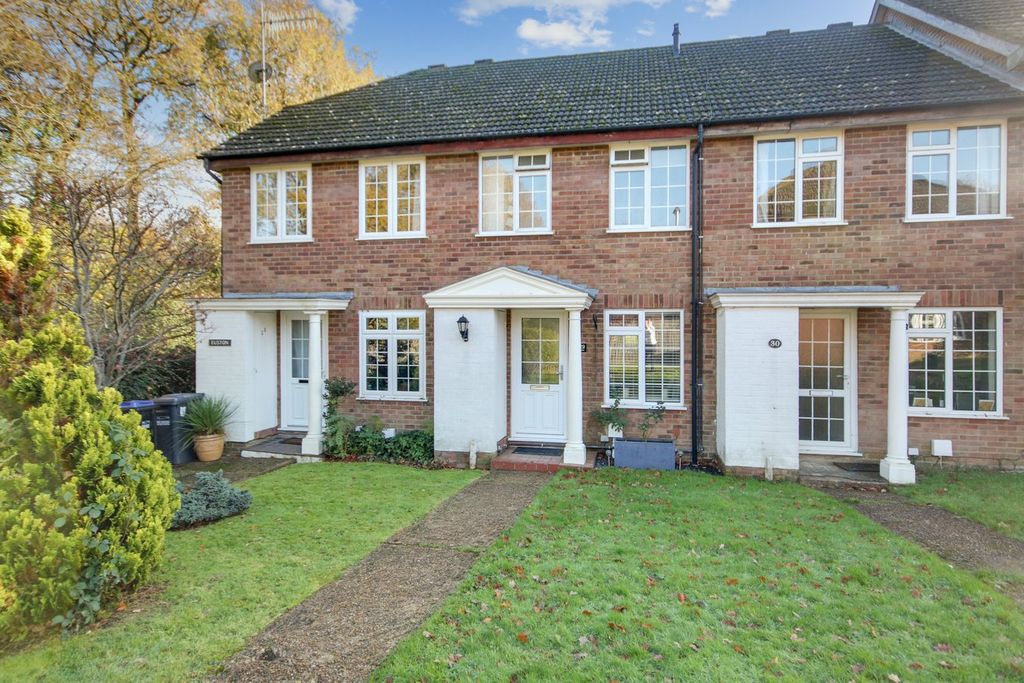 Property photo 1 of 12