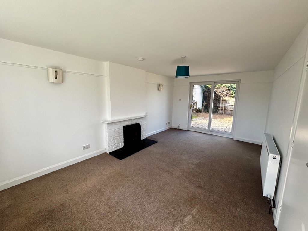 Property photo 1 of 1