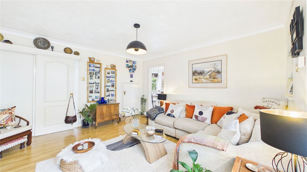 Additional image 4 of 4 bed link detached house for saleLightwater, Surrey GU18