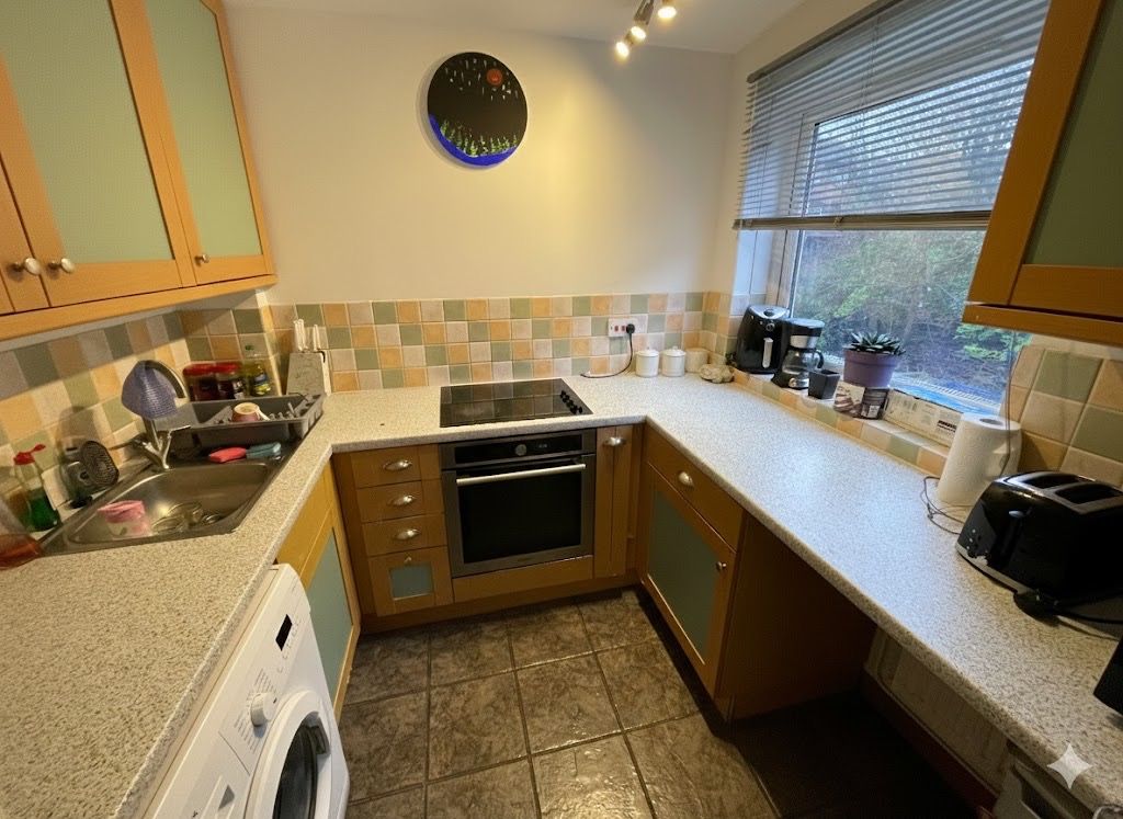 Property photo 3 of 6 4887394