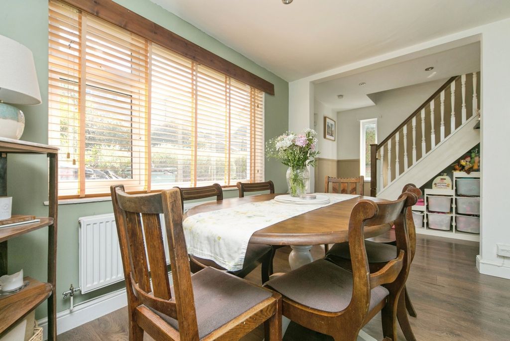 Property photo 3 of 19 Pbox-Img.Jpg