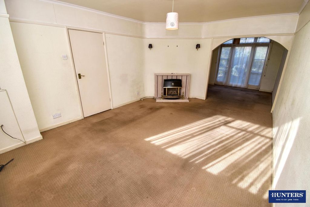 Property photo 3 of 15 Living Room