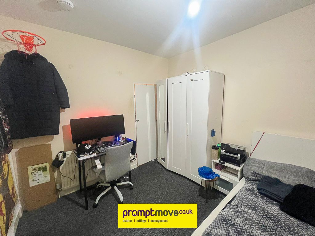 Property photo 2 of 3 Na