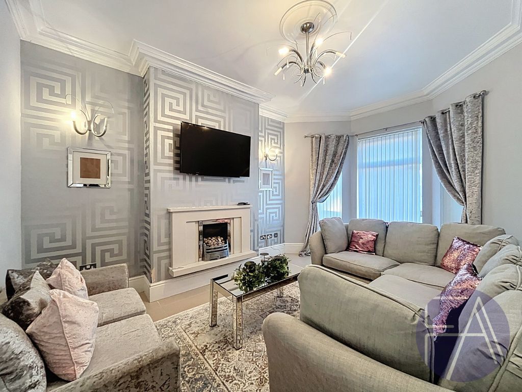 Property photo 3 of 26 4682084