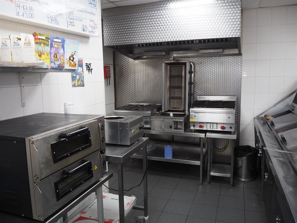 Property photo 3 of 6 Photo 2