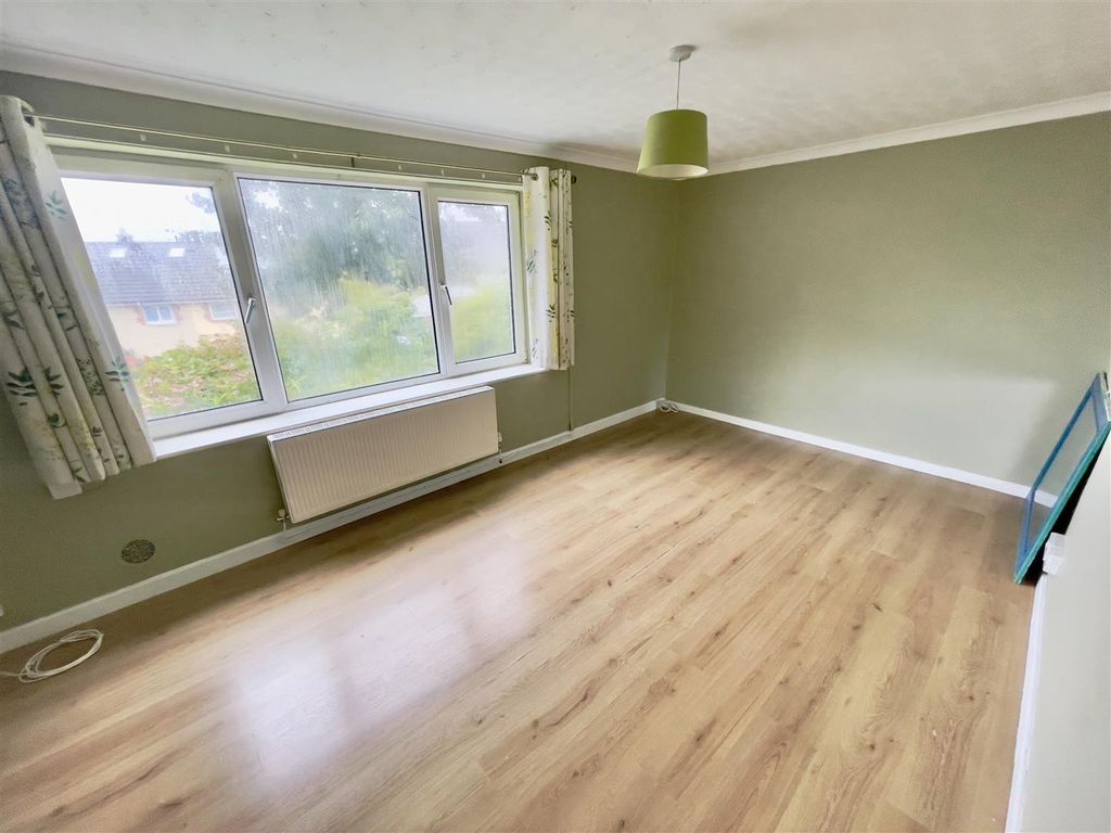 Property photo 2 of 12 Img_9504.Jpg