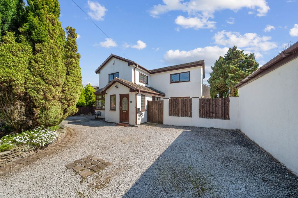 Property photo 1 of 33