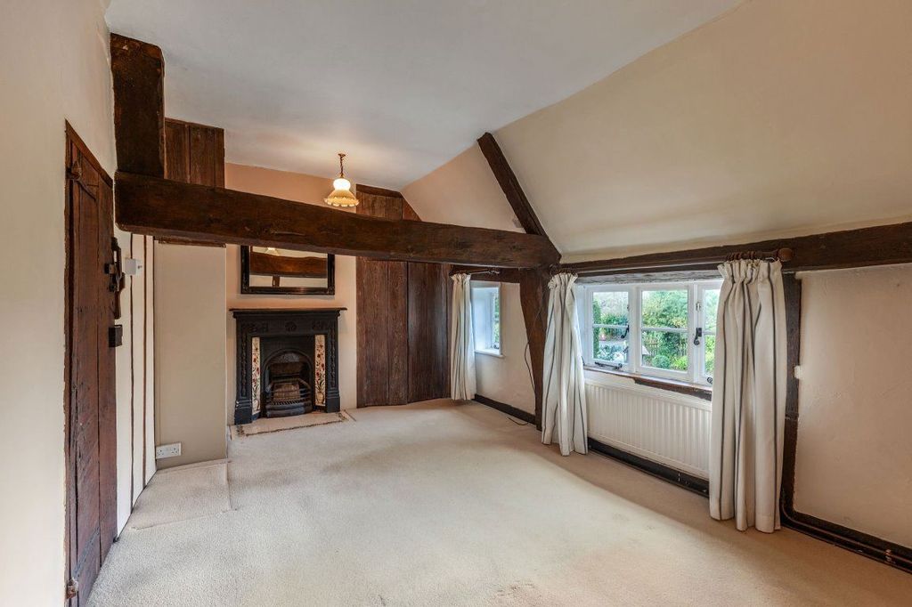 Additional image 9 of 4 bed semi-detached house to rentHever TN8