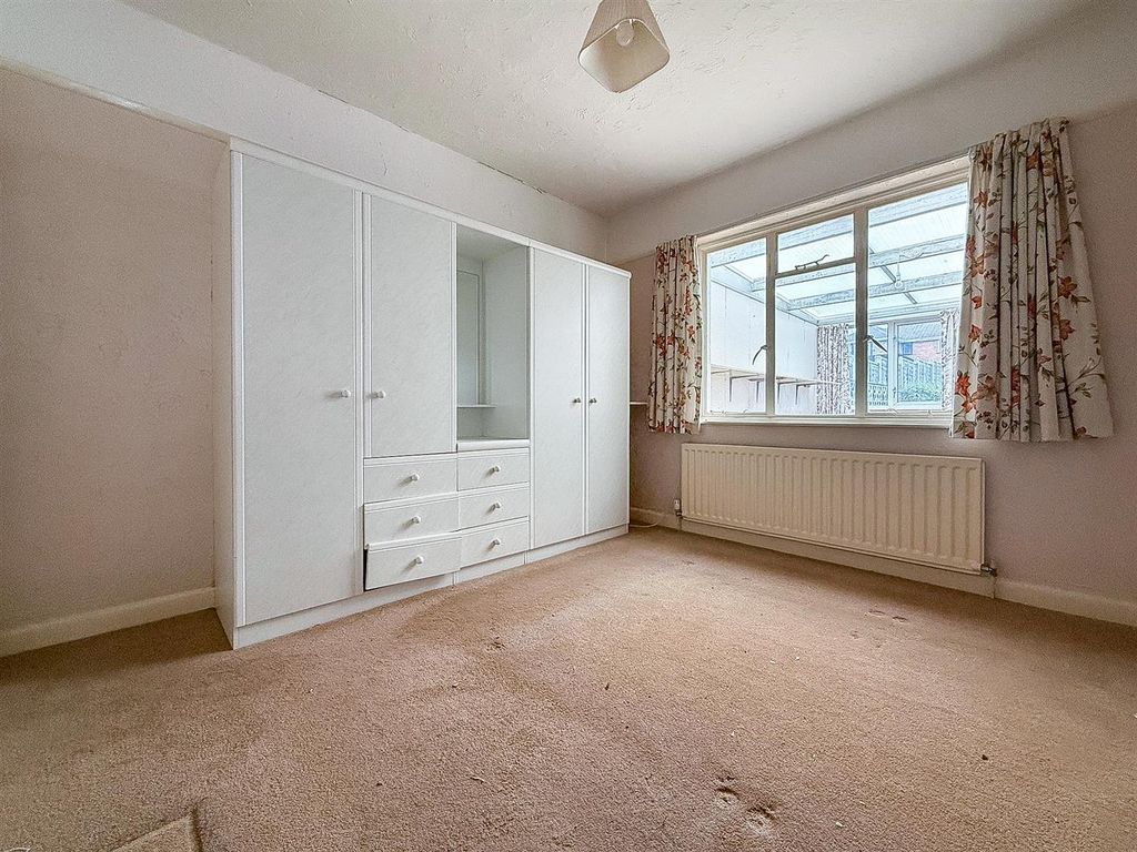 Property photo 3 of 20 Bba592F3-B48d-4061-A4d8-3Efbea0F61A4.Jpg