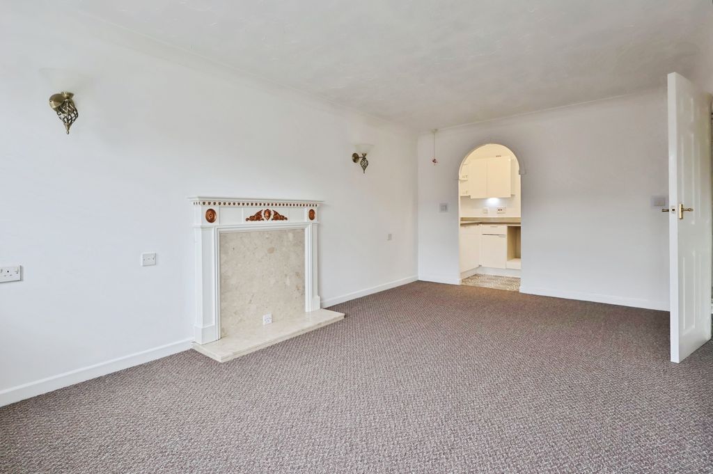 Additional image 12 of 1 bed flat for saleElmwood Court, High Street, Baldock SG7