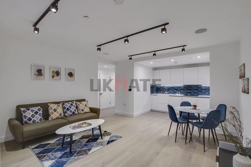 Property photo 2 of 5 Bright And Modern Living Area With Ample Natural l...