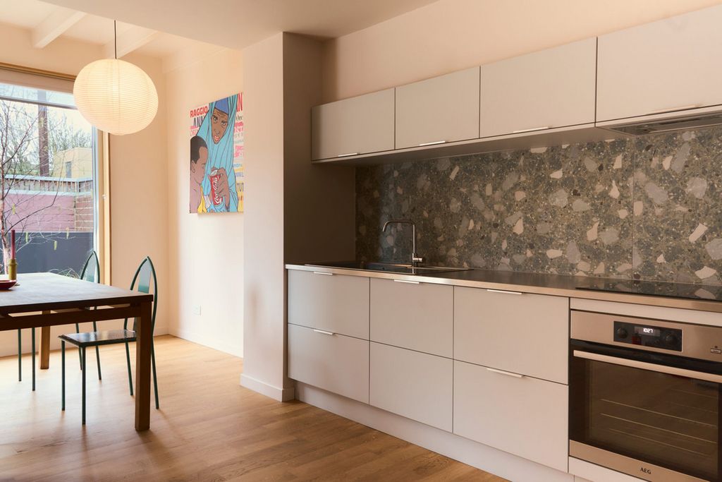 Property photo 3 of 41