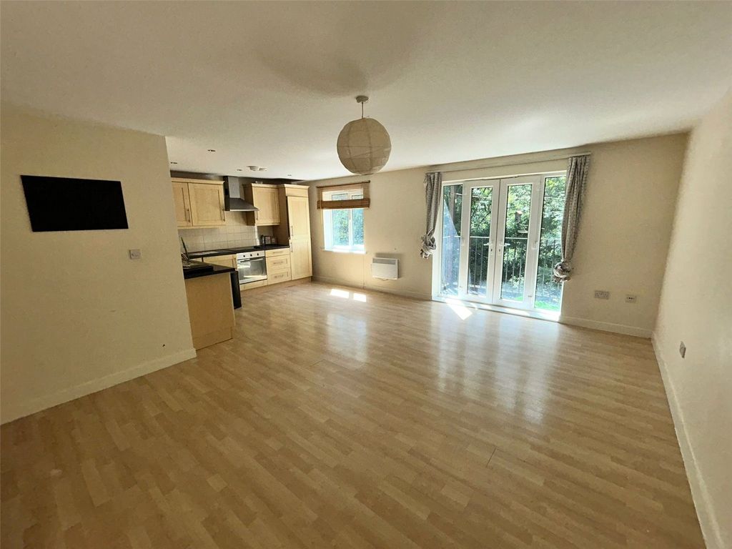 Property photo 2 of 9 Picture No. 08