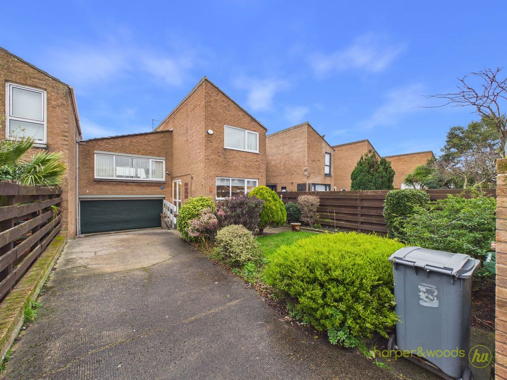 Property photo 1 of 25