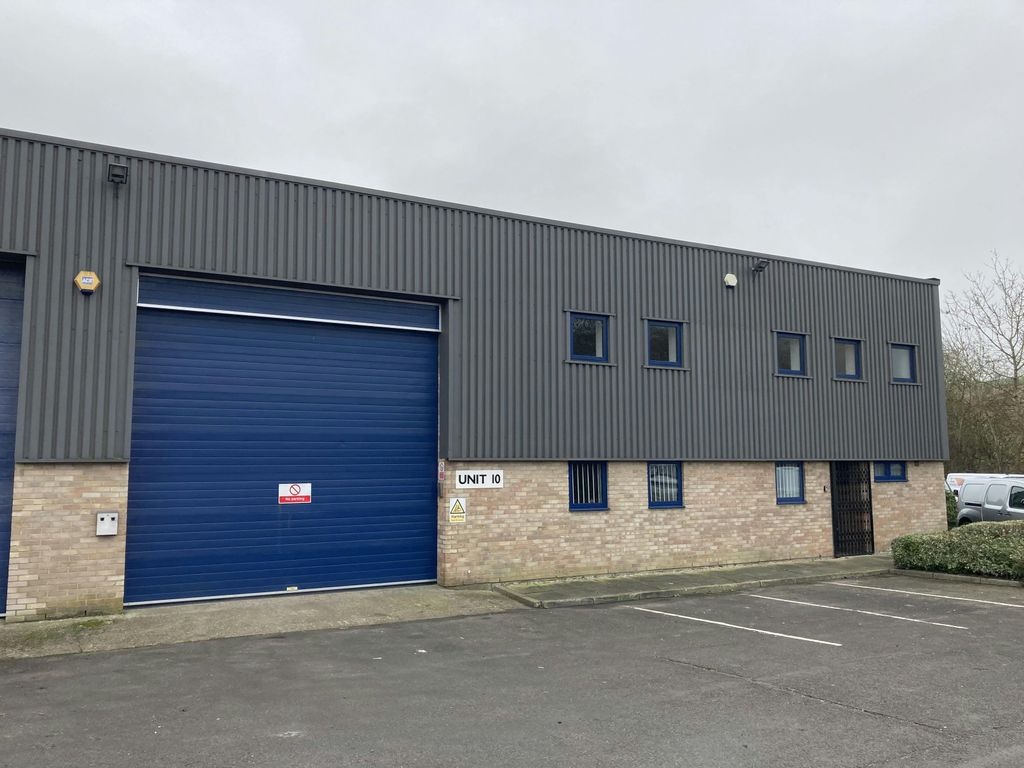 Property photo 1 of 12 Photo Main