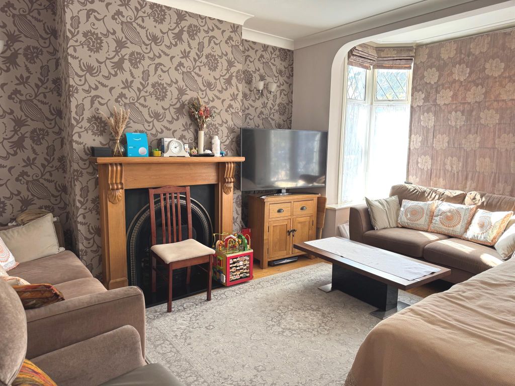 Property photo 2 of 13