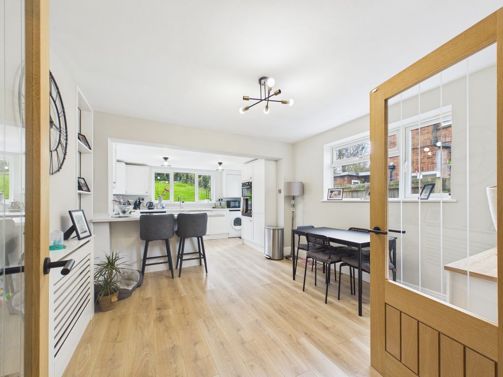 Property photo 2 of 14 Cam02536G0-Pr0072-Still005