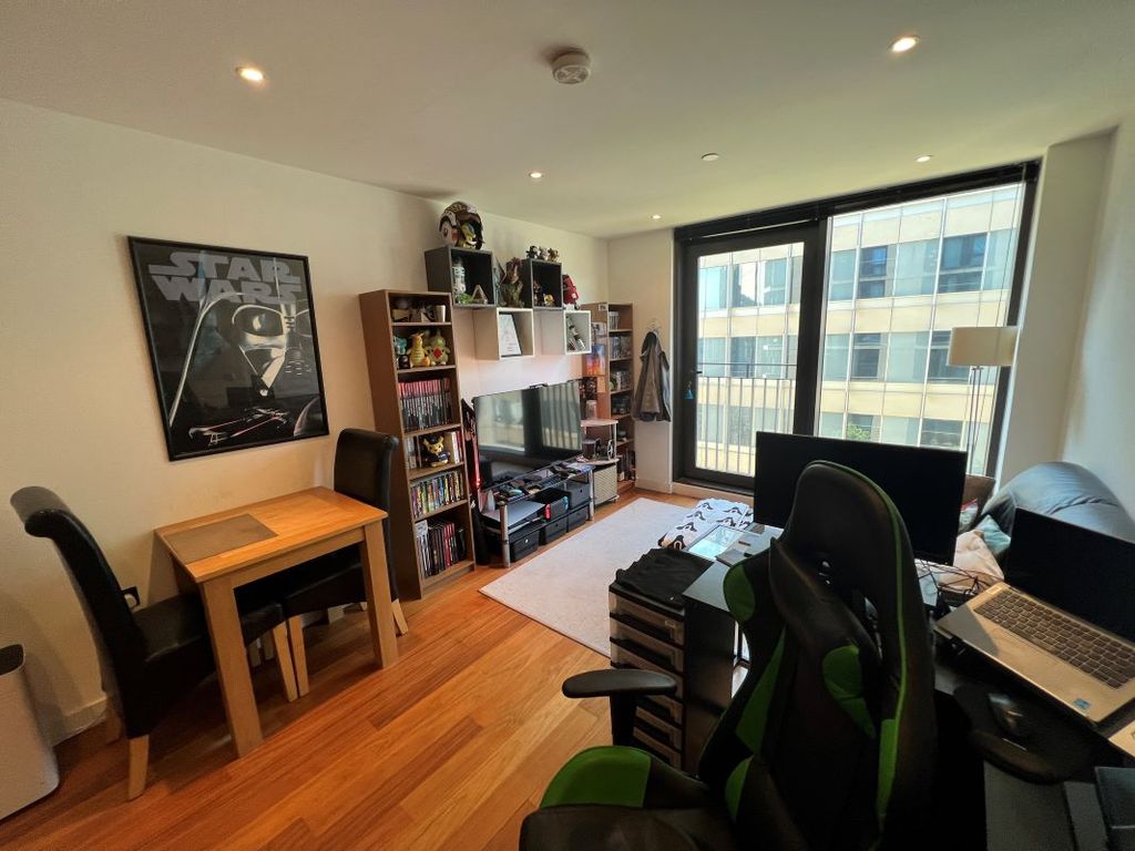 Property photo 2 of 10 Image 2