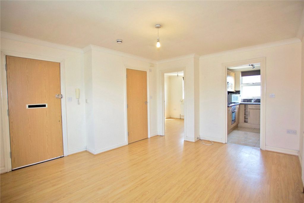 Property photo 1 of 6 Living Room