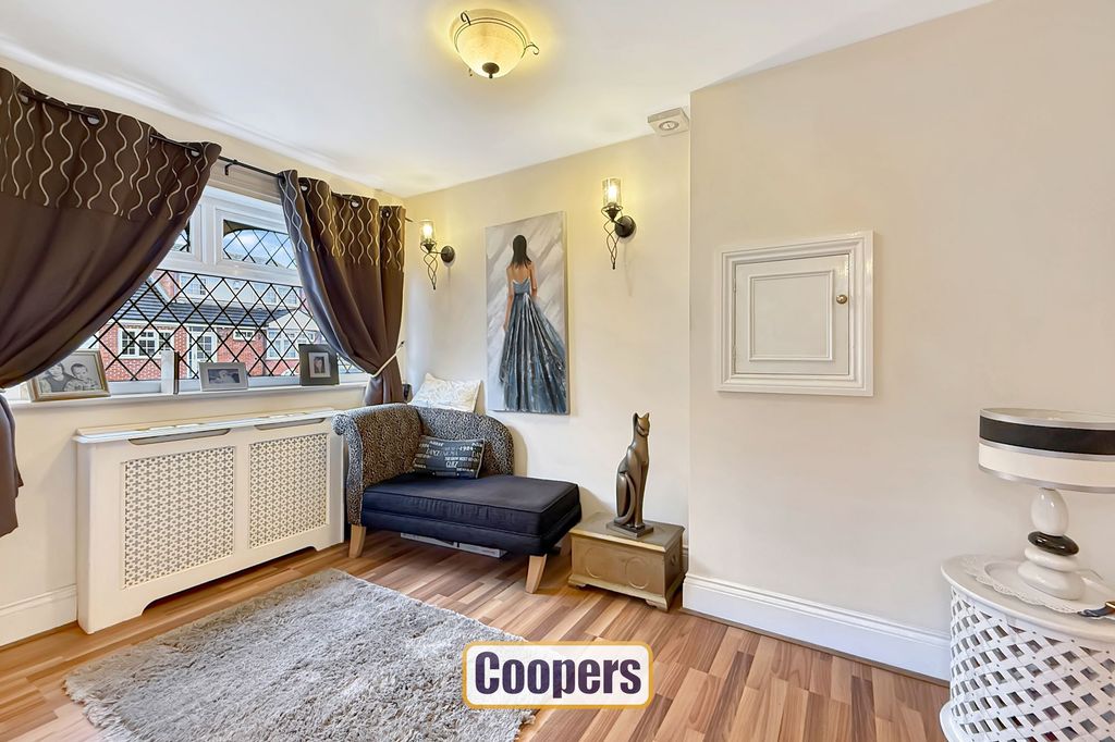 Property photo 2 of 16 Home Office/Dining Room