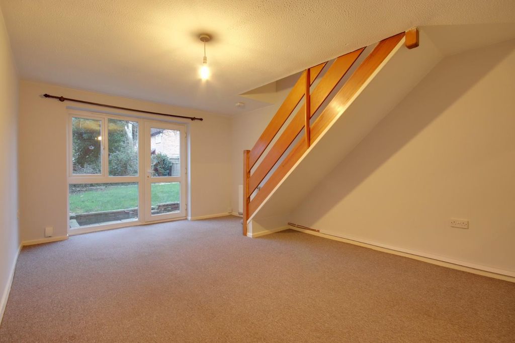 Property photo 3 of 8 Living Room