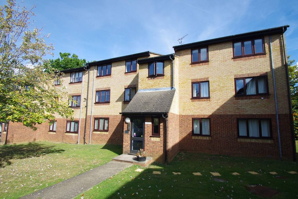 Property photo 2 of 14