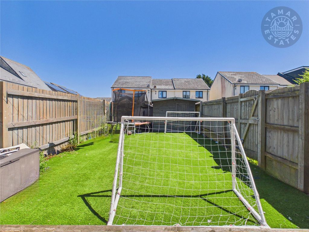 Property photo 3 of 12 Rear Garden