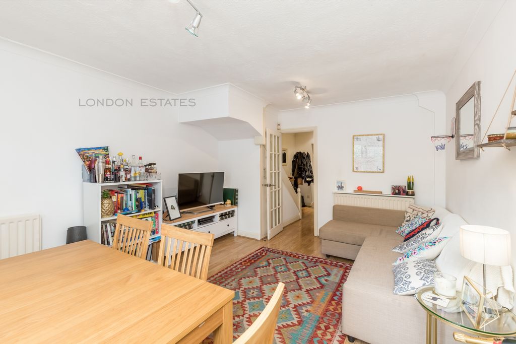 Property photo 2 of 11 Photo 11