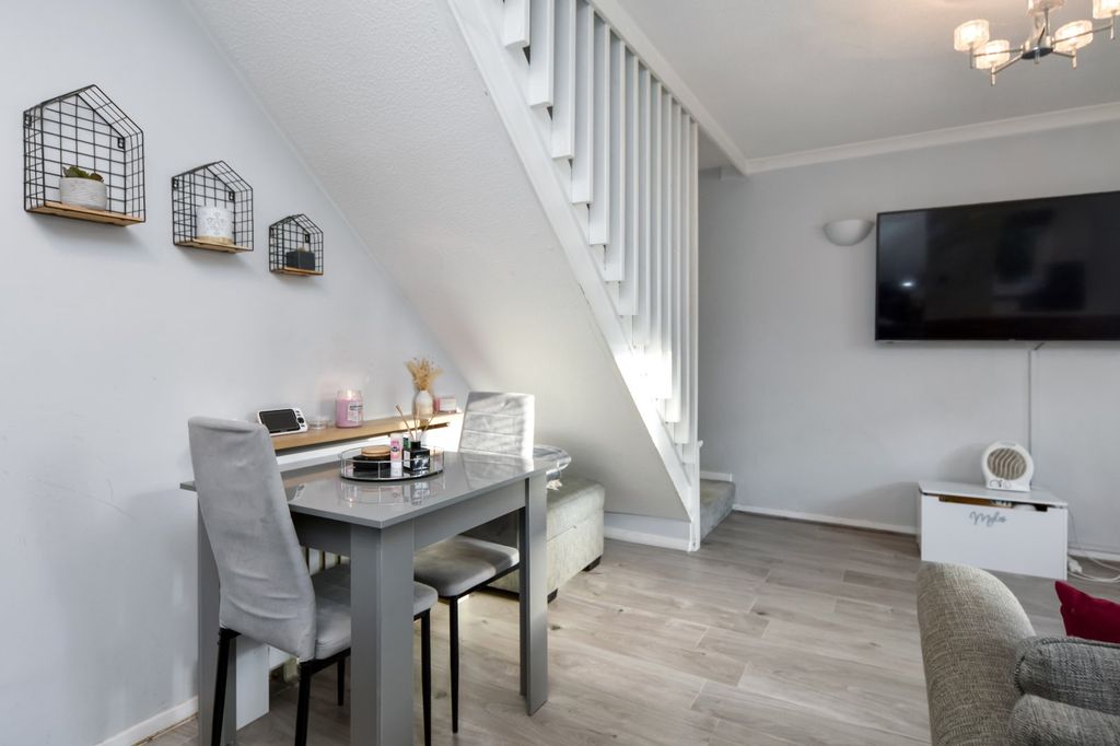 Property photo 3 of 17 Picture No. 19