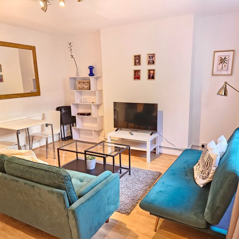 Property photo 3 of 20