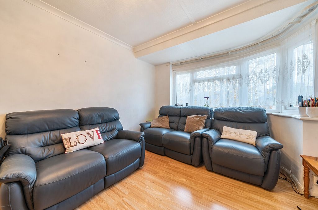 Property photo 3 of 12 1385378-4-6931d1B...