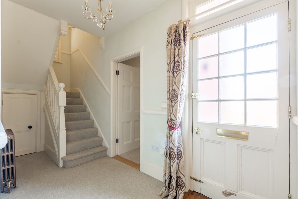 Property photo 2 of 16 Photo 14