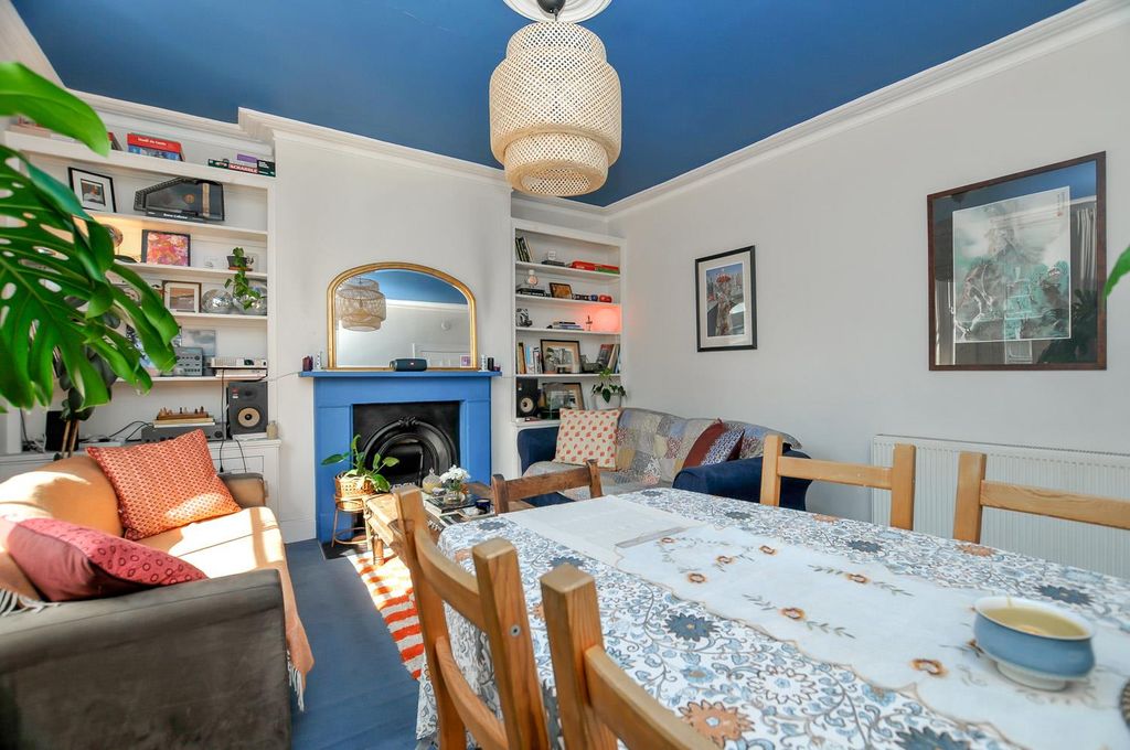 Property photo 3 of 17 11.Jpg