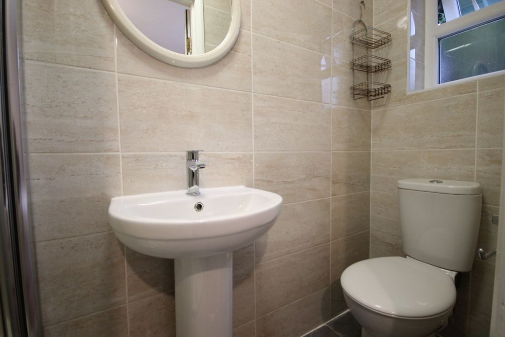 Property photo 3 of 5 Gallery