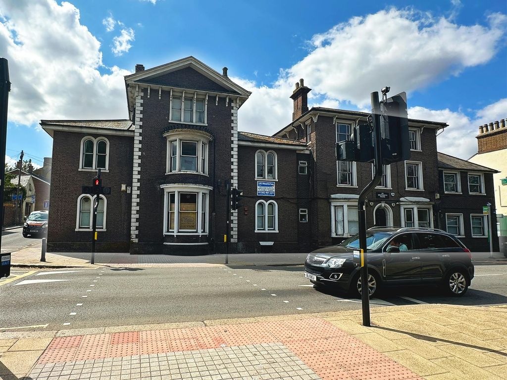 Property photo 1 of 2 Wentworth House  Front Elevation.Jpg
