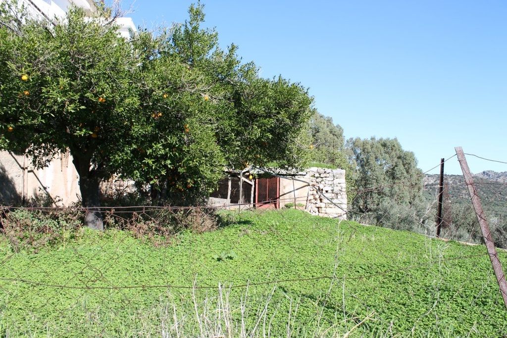 Property photo 1 of 10 For Sale Maisonette 180 m² In Crete