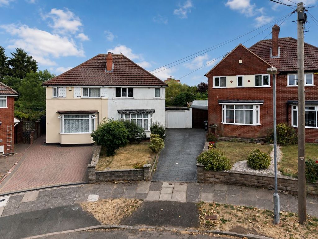 Property photo 2 of 16