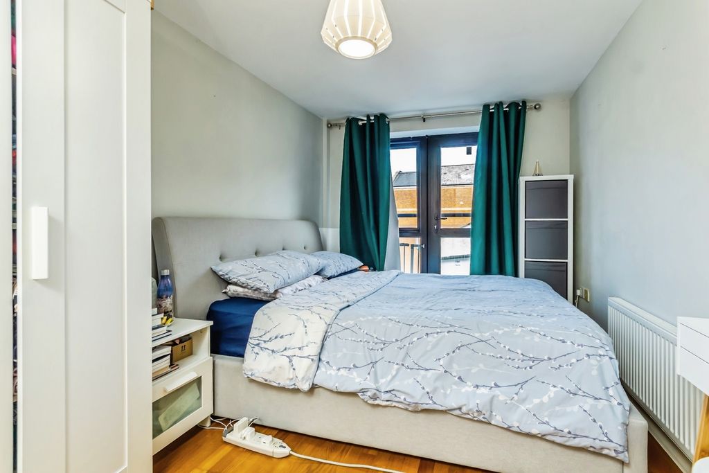 Property photo 2 of 17 Photo