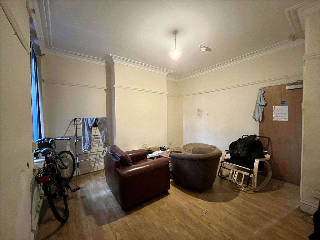 Property photo 3 of 11 Picture No. 04