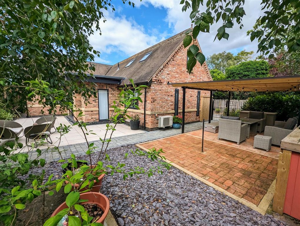 Property photo 3 of 34 Pxl_20230727_152910154.Jpg