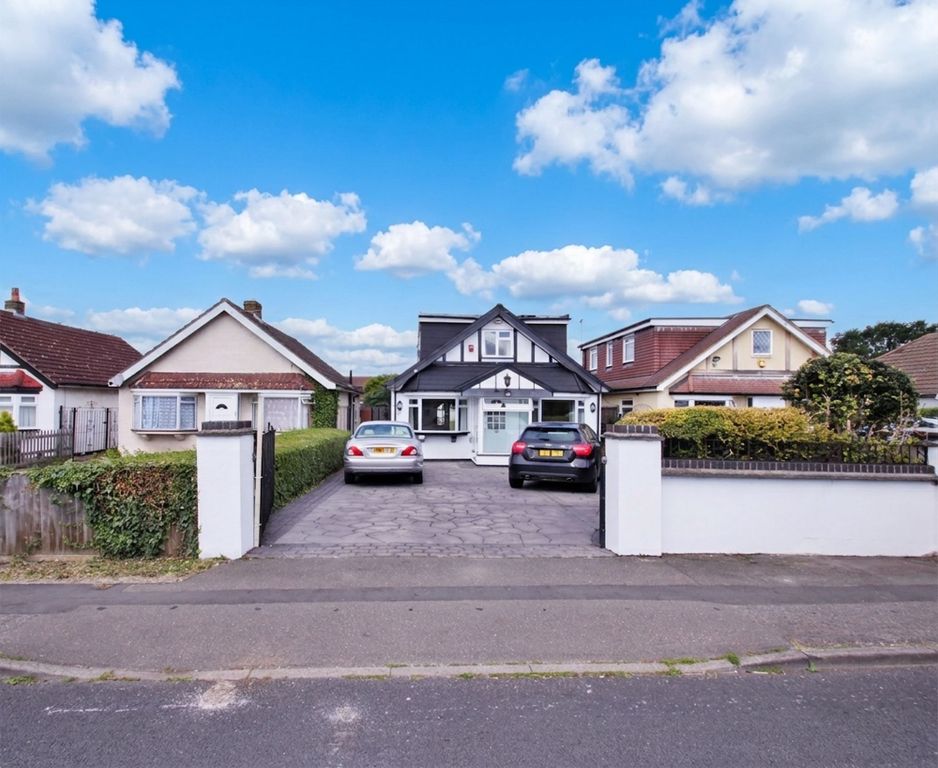 Property photo 1 of 19