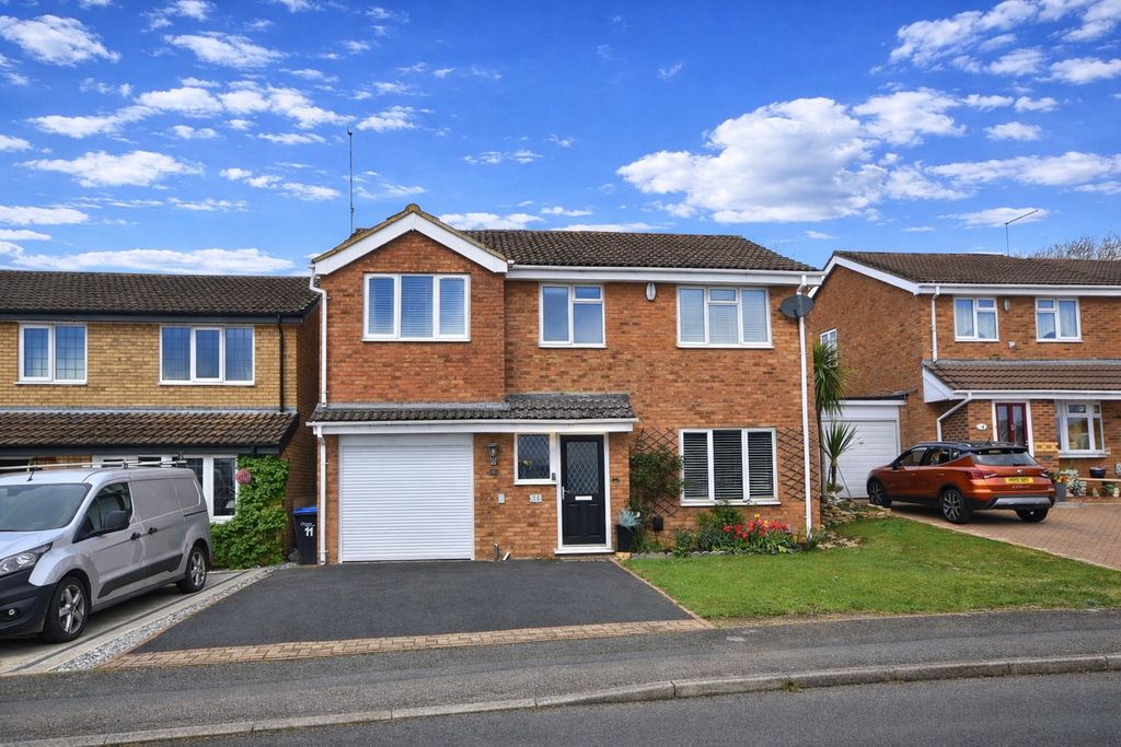 Property photo 1 of 17