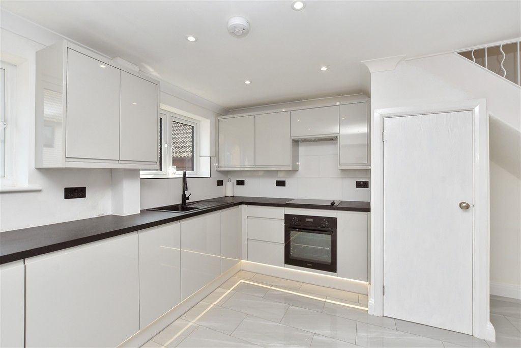 Property photo 3 of 8 Kitchen/Living Area