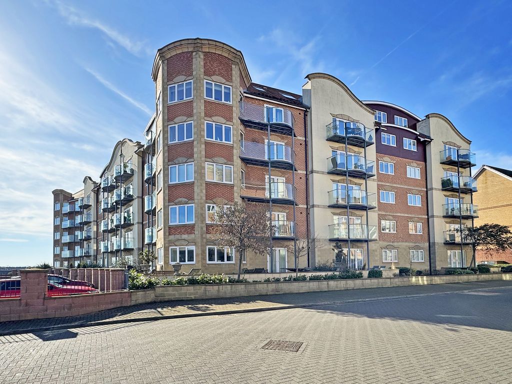 Property photo 1 of 38