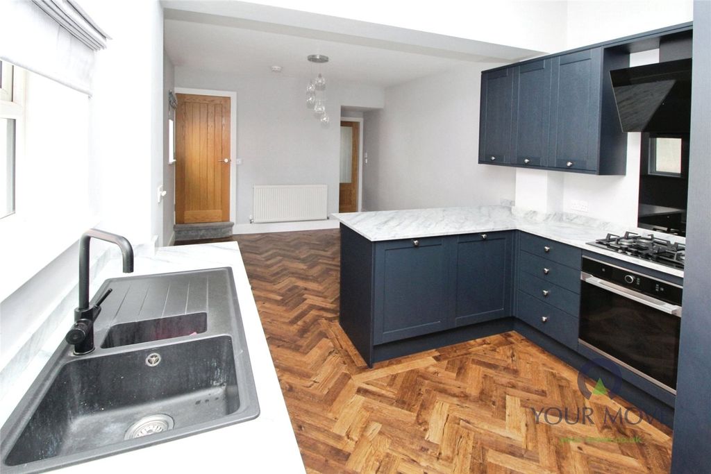 Property photo 3 of 12 Picture No. 02
