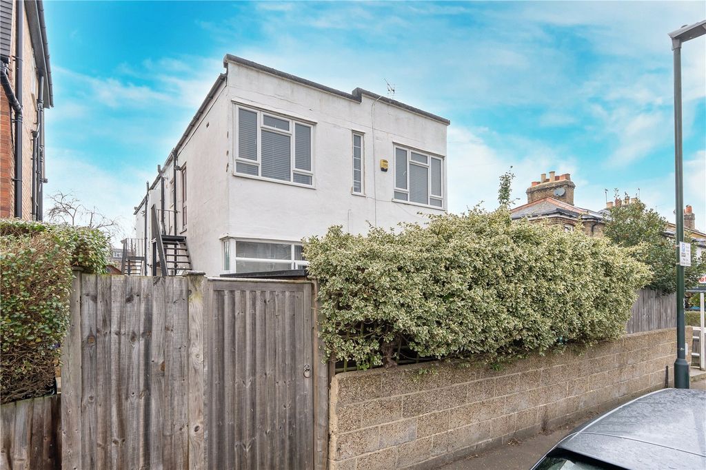 Property photo 1 of 8 Picture No. 04