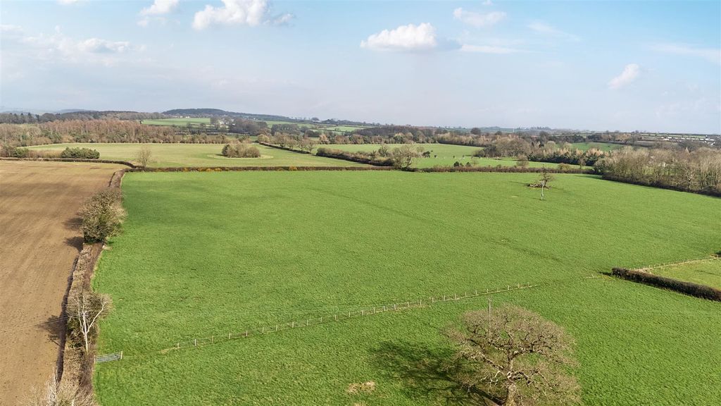 Property photo 3 of 6 1415097 (18).Jpg