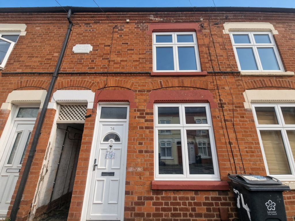 Property photo 1 of 10